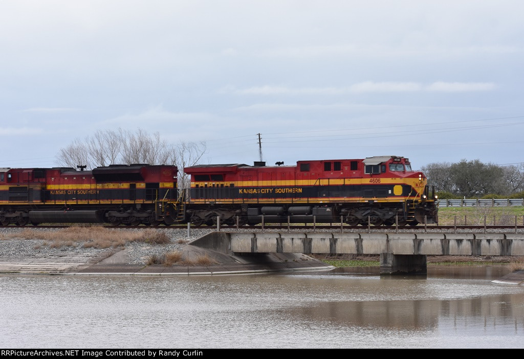 KCS 4606 North at Lake Texana